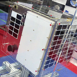 ウェザーニューズの超小型衛星「WNISAT-1R」が完成 - 2機目の「マイ衛星」でリベンジなるか