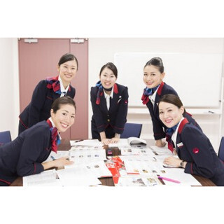 JAL国際線が2倍楽しくなる! 全300以上のエンタメにCAオススメ映画特集も