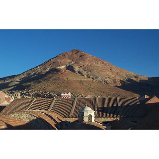 行った気になる世界遺産 (23) かつて世界の銀産出量の半分を担った銀山のあるラテンアメリカの街は今……