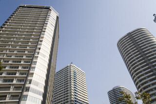 マンションと一軒家のどちらが良い? - マンションは3割強、その理由とは