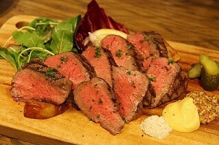 成城石井のワインバー、グランドメニューを刷新 - 「ロカボ」の視点も導入