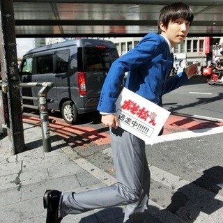 『おそ松さん』6つ子が放送直前に逃走!? Twitterで目撃情報を募集中