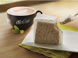 マックカフェに、お得なケーキセット登場! 紅茶シフォンとティーラテも発売
