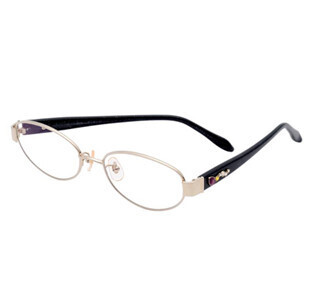 スワロフスキーエレメントが付いた大人の女性向けオシャレフレーム発売