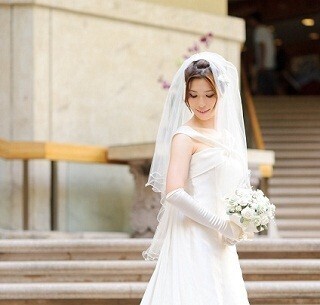 花嫁の"猫背"を2カ月で改善!? 「きゃっとばっく」にブライダルプランが登場