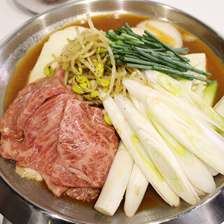 東京都・赤坂見附に、高級食材を使用した&quot;大人の韓国風すき鍋&quot;専門店が登場