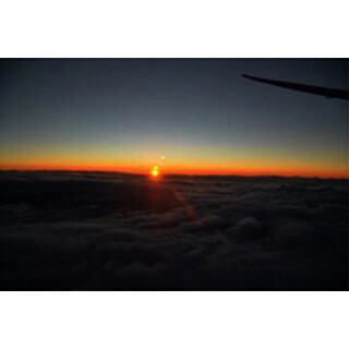 ANA、羽田・中部発・初日の出フライト実施 - 日の出と富士山を同時に楽しむ