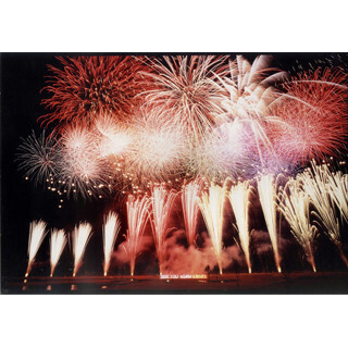 今年最後の花火大会! 赤城クローネンブルクで入園無料のハロウィン花火開催