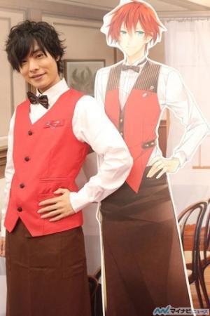 声優・岡本信彦がギャルソン姿を披露! AGF2015『カフェキュイ』ブース