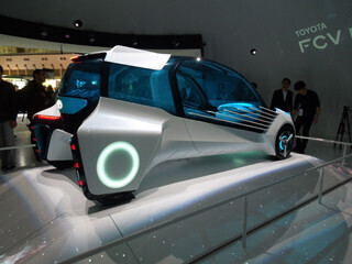 カーエレクトロニクスの進化と未来 (79) 東京モーターショーで高成長を確信したクルマ用半導体の未来