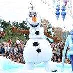 今年のディズニーXmasは『アナ雪』オラフ大活躍! パレードにアナ&エルサも