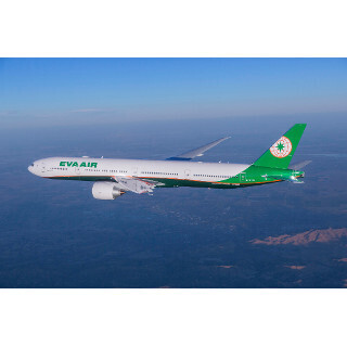 エバー航空、新塗装版のボーイング777-300ER受領 - 2017年には30機超運用へ