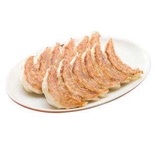 大阪王将、旬の白菜をたっぷり使った「復刻! 元祖焼餃子」を冬季限定販売