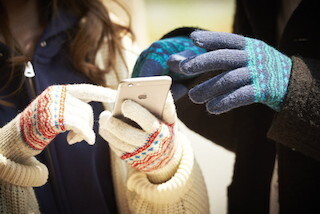 タッチパネル手袋「アイタッチグローブ」全68モデルが送料無料に!