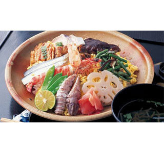 岡山県の旅めしランキング! 2位はママカリ、1位はハレの日に食べるあの料理