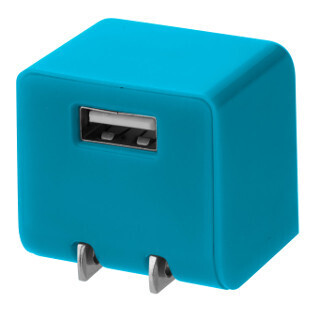 グリーンハウス、急速充電に対応したカラフルなキューブ型AC充電器