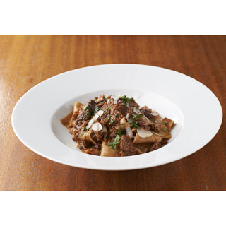 東京都港区でトリュフ小籠包や伊勢えびなどの女子会メニューが味わえる