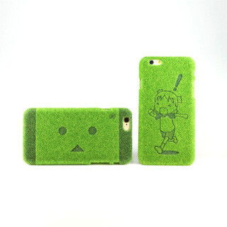 ダンボーとよつばが芝生のiPhoneケースになって登場