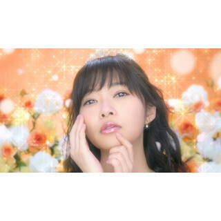 HKT48の指原莉乃がお姫様に変身!? 「なめらか本舗」の新CMスタート