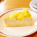 コメダ珈琲店、抹茶やりんご、チーズなど4種類の「さんかくケーキ」発売