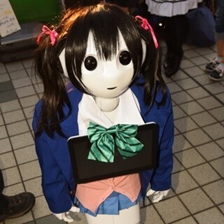 【写真特集】コミックマーケット89二日目コスプレイヤー、これぞ最新技術によるにっこにっこにー?