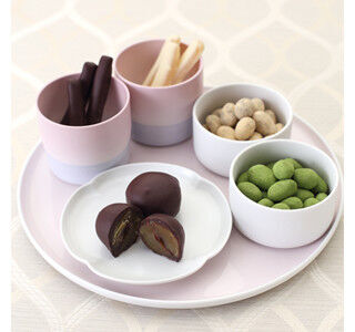 柚子や梅など和の素材をチョコレートで包んだバレンタイン商品を販売