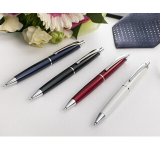 ゼブラ、ボディ全体に金属を使用した高級感のあるボールペン発売