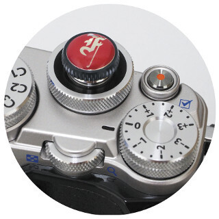 オリンパス「PEN-F」購入でオリジナルレリーズボタンをプレゼント