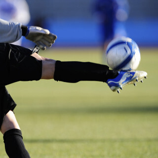 Jリーグのキャラ、どのチームがかっこいい?-日本在住の外国人に聞いてみた!