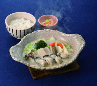 大戸屋、石巻湾産のかきをふんだんに使った「白味噌鍋定食」を発売