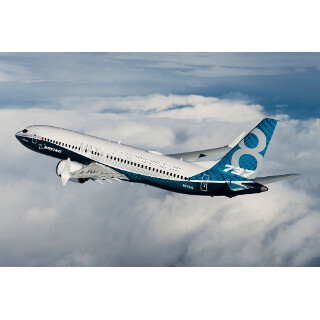 ボーイング737 MAX 8が初飛行 - 機長「期待に応えてくれることを確信」