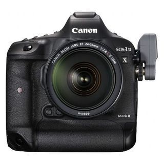 キヤノン、EOS-1D X Mark II向けの11ac対応トランスミッター