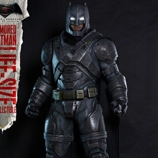 バットマンが全高約220cm実物大ハイエンドフィギュアに! 肌の質感まで再現