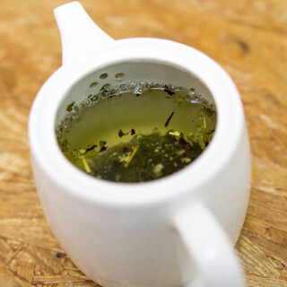 ジーンクエスト、伊藤園と摂取カテキン応答能に関する共同研究を開始