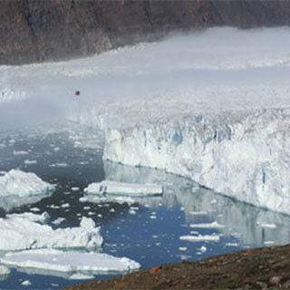 北大と極地研、海洋の潮汐によって発生する氷河地震をグリーンランドで発見