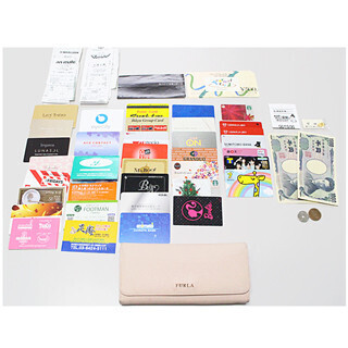 あなたの財布見せてください (6) 期限切れの株主優待割引券8枚が入った財布