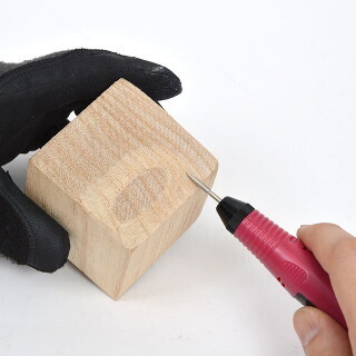 サンコー、USB接続のペン型彫刻ドリル - 6種類のビットが付属