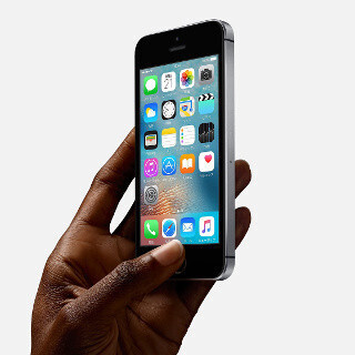 ソフトバンク、「iPhone SE」の予約受付を24日16時1分から開始