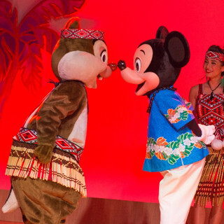 ミッキーが記念日を祝福! ディズニーランドの新ディナーショー完全紹介