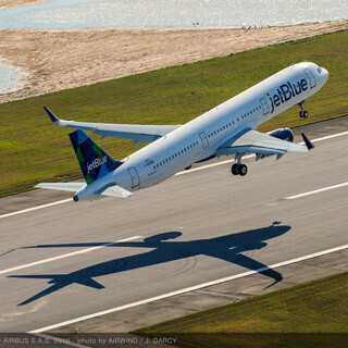 エアバス、米工場製造初のA321が初飛行 - 数週間後にジェットブルーへ