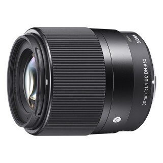 シグマ、マイクロフォーサーズ用「30mm F1.4 DC DN」レンズに不具合