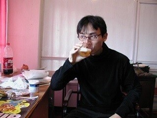 25歳のあなたへ。これからの貯"金"講座 (39) 『節約する人に貧しい人はいない。』中川淳一郎さんから、25歳女性へのメッセージ