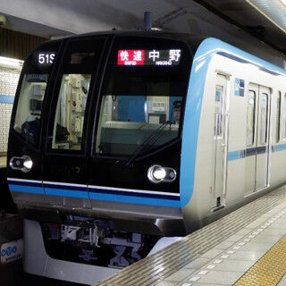 UQ、東京メトロ駅構内でWiMAX 2+サービスを提供 - 高田馬場や新中野など