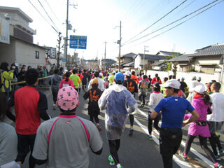 目からウロコのらく～なランニング (1) 整体師が発案する「エンジョイラン走法」とは?