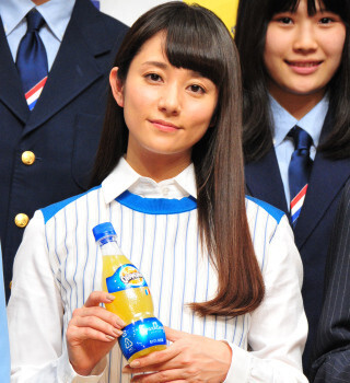 木村文乃、仏女優を大絶賛「真っ直ぐな目とキュートな笑顔が印象的!」