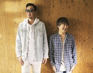 コブクロ、10年をつなぐ「桜」「未来」を2曲連続披露 - Mステでテレビ初
