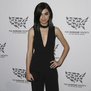 歌手のクリスティーナ･グリミーさん、コンサート後に射殺