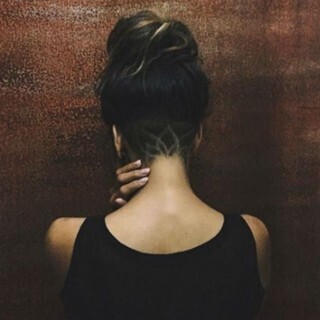 ハル･ベリー、"ハスの花"をモチーフにしたヘアタトゥーを初公開