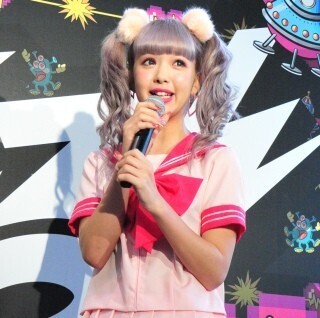 藤田ニコルがデビュー曲をお披露目「歌う人って大変ですね」と緊張