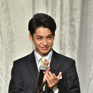 大野拓朗、"イヤな奴の役"に「すごく嬉しい」 - テレ東ドラマ『望郷』出演